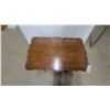 Image 2 : Scalloped Edge Pedestal Table tilt top