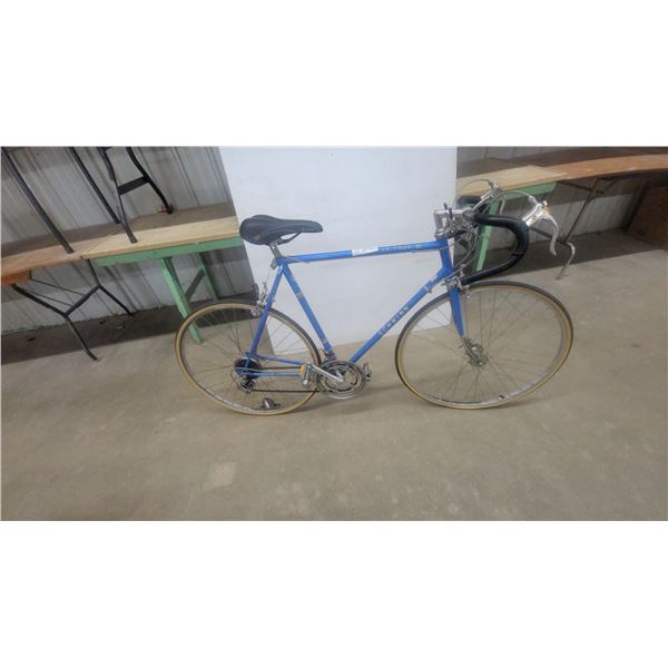 Schwinn Le Tour II Road Bike, Blue, with Drop Handlebars, 27”