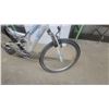 Image 2 : Nakamura Soluna 610 Mountain Bike, White and Blue, 26” Wheels