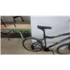 Image 4 : Giant SIX Mountain Bike, Black and Yellow, 26” Wheels