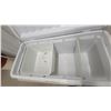 Image 5 : Coleman Cooler with Wood Handle, Interior Basket and Shelf, 16”×34”×16”