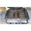 Image 6 : Sterling 3-Burner Propane bbq with Side Shelves and Wheels