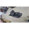 Image 9 : Sterling 3-Burner Propane bbq with Side Shelves and Wheels