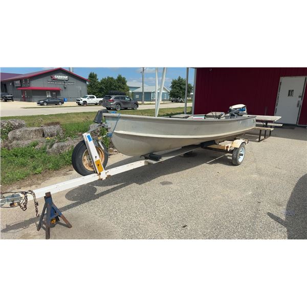 Naden 14' Aluminum Fishing Boat, Evinrude 9.9 HP, with 1992 Shore Lander Trailer