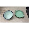 Image 3 : Vintage Enamelware Collection, Lidded Pail, Mixing Bowl, Serving Dish