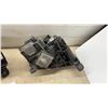 Image 5 : Two Headlight Assemblies 2016 Jeep Grand Cherokee, New