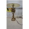 Image 2 : Pair of Brass Urn-Style Table Lamps with White Fabric Shades