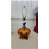 Image 6 : Pair of Amber Ribbed Glass Table Lamps with Ornate Metal Bases and One Shade MCM.