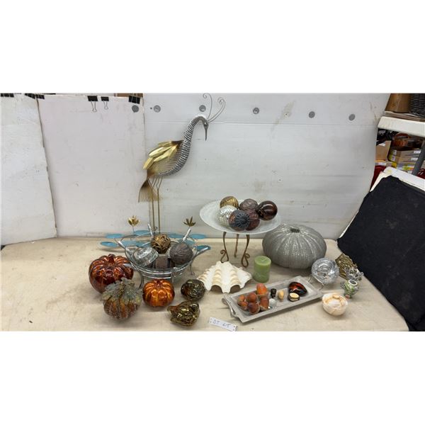 Room Decor, Display Dishes, Fancy Decorative Balls, Tote