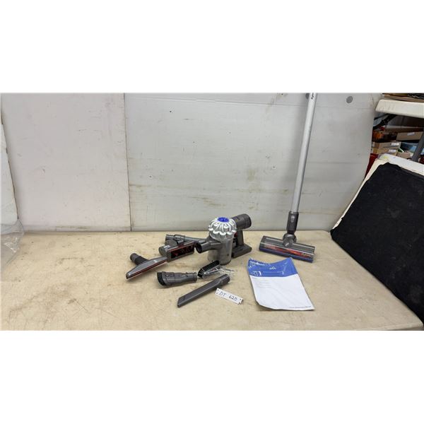 Dyson V10 Fluffy Cordless Stick Vacuum with Motorized Tool, Crevice Tool, Hose and More. No Charger