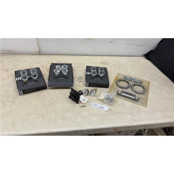 Home Accents Crystal Cabinet / Drawer Knob Sets, 4” Twisted Scarf Rings