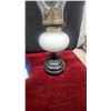 Image 5 : Pair of Vintage Oil Lamps with Clear Glass Chimneys, White Ribbed Founts, and Blue and Black Bases
