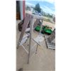 Image 5 : Aluminum Step Ladder with Work Platform 5'