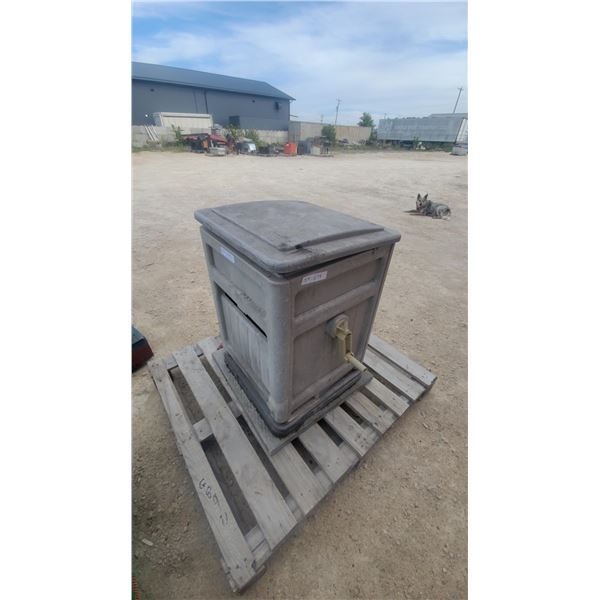 Gray Plastic Outdoor Storage Box with Hose Reel, Garden Hose