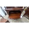 Image 10 : 1920s Walnut 9-Piece Dining Room Set with Corbel Bust Carvings