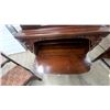 Image 11 : 1920s Walnut 9-Piece Dining Room Set with Corbel Bust Carvings