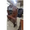 Image 8 : 1920s Walnut 9-Piece Dining Room Set with Corbel Bust Carvings