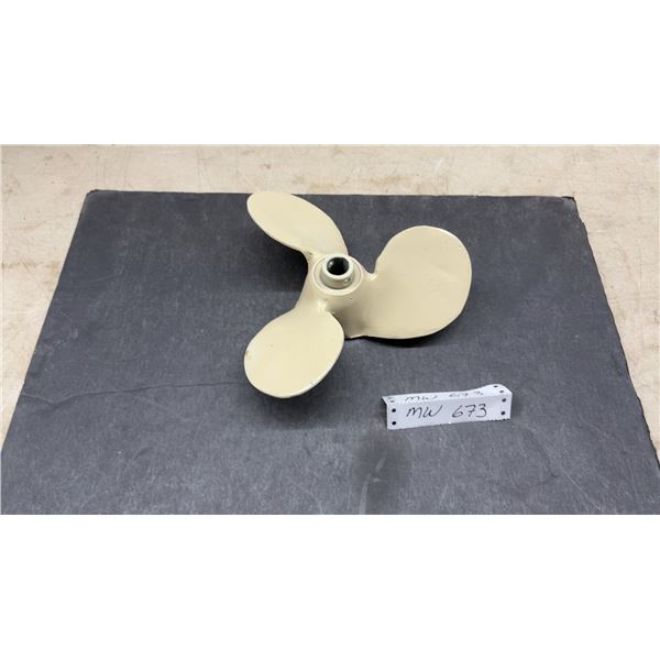 Johnson/Evinrude 40 Horsepower Three-Blade Pin Drive Propeller