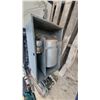 Image 5 : 2 RV Stoves, Water Heater, propane