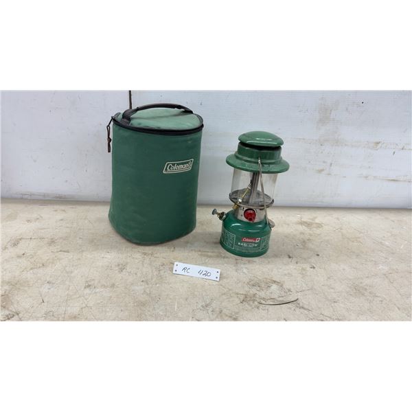 Coleman Easi-Lite Model 321B Liquid Fuel Lantern with Carrying Bag