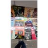 Image 3 : 46 Vintage Vinyl Record LP Assortment Including 20 Old Time Hits, Don Messer Tribute