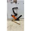 Image 1 : 2-in-1 Flooring Gun Model 06A-618, 16 Gauge L and T Cleats, 70-115 PSI, with Mallet