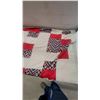 Image 5 : Crocheted Chevron patchwork Blanket, Quilted Patchwork Blanket and Afghan