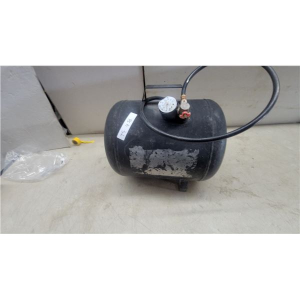 Portable Air Tank with Pressure Gauge and Hose