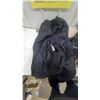 Image 5 : Wetskins Black 2 pc. Motorcycle Rain Suit adj. Waist 2 l jacket 1 l pants
