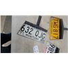 Image 3 : Three Manitoba License Plate Dustpans: 632 QJG, TWG 817, and 985 THN