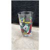 Image 7 : Walt Disney World 20 Magical Years Commemorative Plate, and Glasses Mickey, Minnie, Donald and
