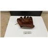 Image 1 : Vintage Leather Baseball Glove