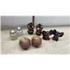 Image 7 : 35 Vintage Figural Salt and Pepper Shakers and Egg Cups
