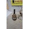 Image 5 : Lot of 4 Kerosene Lamps: 3 Silver-Tone Aladdins and 1 Wall-Mount Lamp