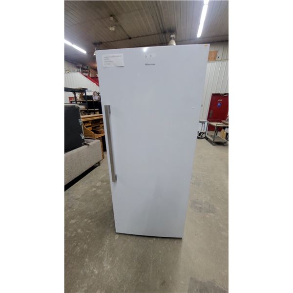 Hisense Convertible Refrigerator or Freezer, 76” x32.6” x28.6”