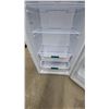 Image 9 : Hisense Convertible Refrigerator or Freezer, 76” x32.6” x28.6”