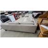 Image 9 : Modular Sectional Sofa with 7 Seat and 6 Back Cushions