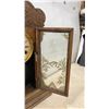 Image 5 : Antique Carved Oak Gingerbread Mantel Clock with Pendulum and Key, 23 × 15”
