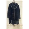 Image 1 : Vintage Borg Textiles Canada Black Faux Fur Coat with Contrasting Collar and Hem Trim, Sz M-L