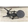 Image 8 : Vintage Cast Iron Balance Scale and Fairbanks-Morse 25 Lb Counter Balance Scale