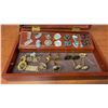 Image 3 : Vintage Mid-Century Men's Leather Accessory Box with Cufflinks, Tie Clips