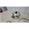 Image 6 : Assorted Cookware and Serving Pieces: 2 White Enamel Pots with Glass Lids