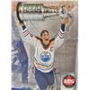 Image 2 : NHL Legends Series 4 Action Figure : Wayne Gretzky - Oilers (McFarlane Toys) (Package Measures : 9-1