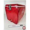 Image 3 : Coca-Cola Picnic Cooler (French) (1964) (Measures : 15"H x 21"W x 13"D)