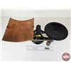 Image 13 : Canada Post Office Scale : Cast Iron Base ; Brass Weight Bar & Curved Copper Postal Tray (Measures :