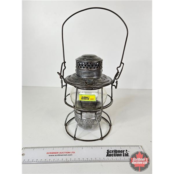 CNR Railroad Lantern (Clear) (Measures : 9-1/2"H)