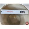 Image 7 : MEDALTA 6 Gallon Crock w/Lid  (Measures Without Lid : 15"H x 14"Dia)