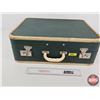 Image 2 : Suitcase Set (2) & "The Canadian Spellers" Schoolbook  (Largest Suitcase : 17"H x 21"W x 7-1/2"D)