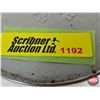 Image 7 : TEXACO Motor Oil Can (Full) (Measures : 5-1/2"H x 4"Dia)