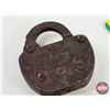 Image 5 : Vintage Adlake Heavy-Duty Railroad Switch Lock w/Chain (Note : No Key)